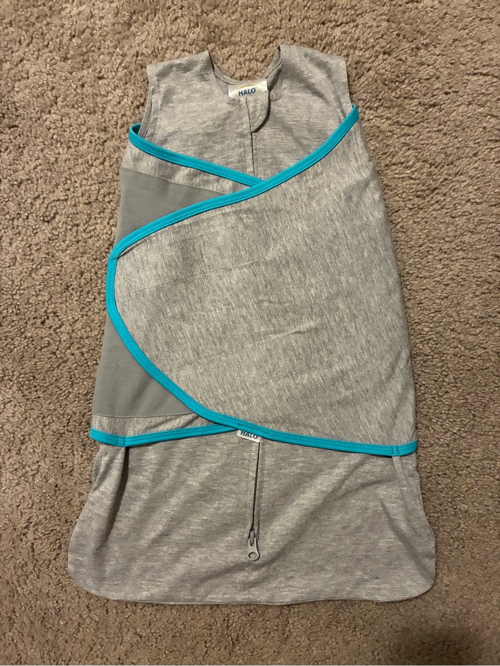 💛 Halo Ideal Temp Grey SleepSack Swaddle with Teal Trim 2/$25 or 3/$30💛